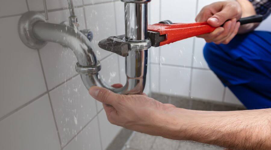 Leak Detection Services in Melvin, IL